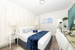 Norman's Hotel and Dining