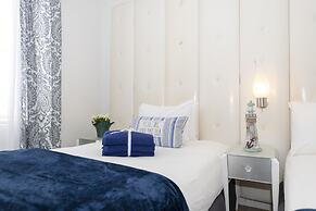 Norman's Hotel and Dining