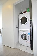 Executive 3Br in Entertainment District