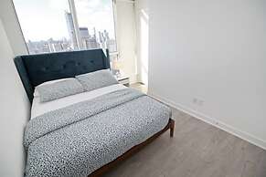 Executive 3Br in Entertainment District