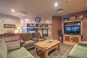 Cozy and Quaint 1 Bedroom Condo in the Heart of River Run Village