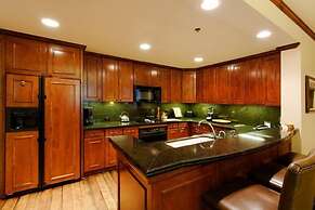 Aspen Ritz Carlton 3 bed 04