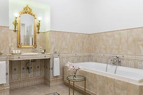 Schloss Lieser, Autograph Collection