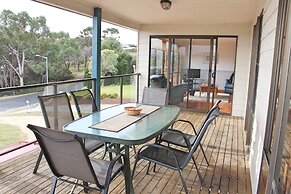 Lazy Wave Beach House