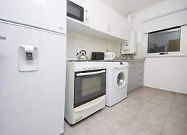 27 de Abril Apartment 25W