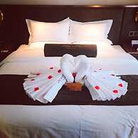 James Joyce Coffetel Xi'an Huaqingchi