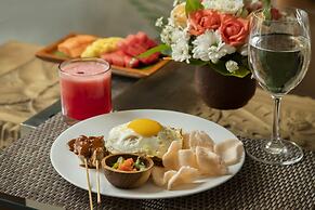 The Luxury Collection, Monaco Blu