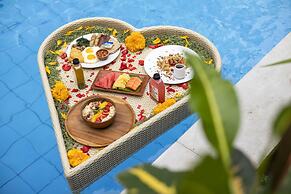 The Luxury Collection, Monaco Blu