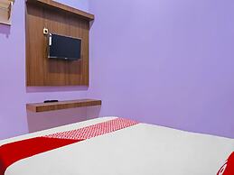 OYO Life 709 Menjangan Residence at Klayatan