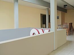 OYO Life 709 Menjangan Residence at Klayatan