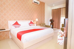 Capital O 854 Ub Caisar Hotel