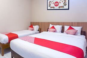 Super OYO 942 Srikandi Hotel