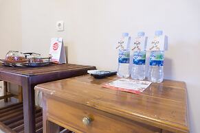 Super OYO 942 Srikandi Hotel