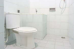 Super OYO 942 Srikandi Hotel