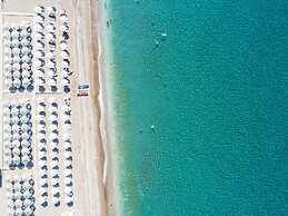 Pearl Beach Hotel