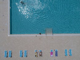 Pearl Beach Hotel