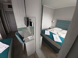 Pearl Beach Hotel