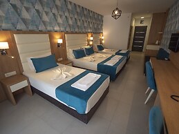 Pearl Beach Hotel
