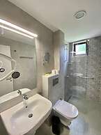 Pearl Beach Hotel