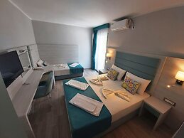 Pearl Beach Hotel