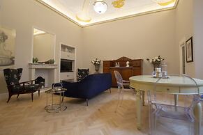 Flora Historical Luxury House