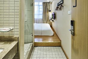 Jiangxia Business Hotel