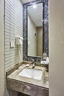 Jiangxia Business Hotel