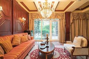 Qingdao Qiulin Hotel