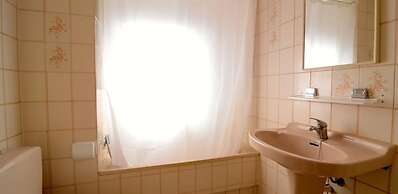 Casa con parking, ideal para familias