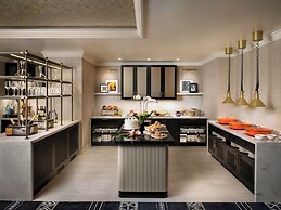 Fairmont Orchid Gold Experience