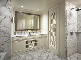 Fairmont Orchid Gold Experience