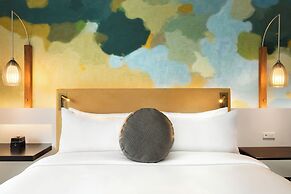 Fairmont The Queen Elizabeth Gold Experience
