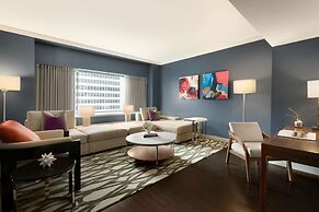 Fairmont The Queen Elizabeth Gold Experience