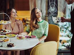 Fairmont The Queen Elizabeth Gold Experience