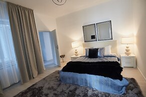 Metropole Apartments Old Town