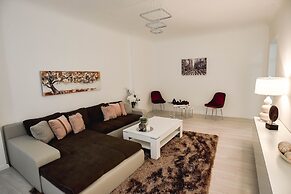 Metropole Apartments Old Town