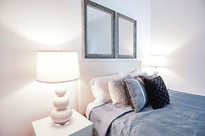 Metropole Apartments Old Town