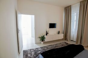 Metropole Apartments Old Town