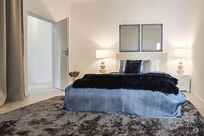 Metropole Apartments Old Town