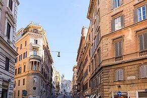 Rome as you feel - Monti Apartment