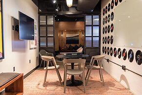 Moxy Nashville Downtown