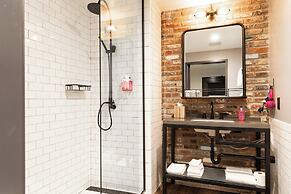 Moxy Nashville Downtown