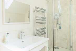 Pleasant 2-Storey City Apartment