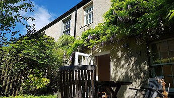 Central New Town Apartment