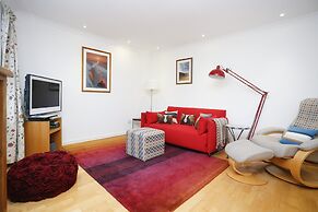 Central New Town Apartment