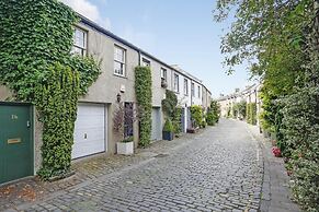 Central New Town Apartment