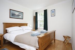 Central New Town Apartment