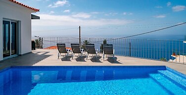 CalhetaScape by Our Madeira