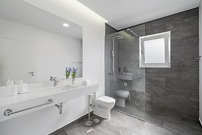 CalhetaScape by Our Madeira