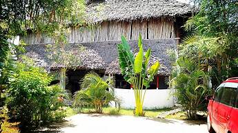 Diani Hostel